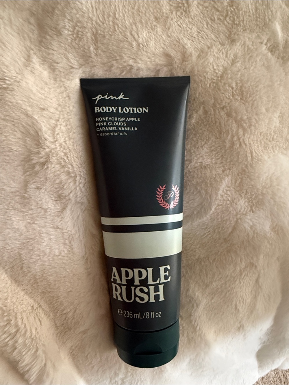 NEW Pink VS apple rush body lotion